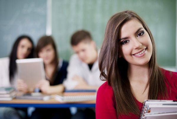 reduzir custos no ensino público